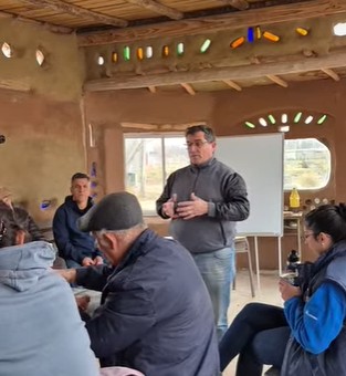 Imagen de COMENZÓ AYER EL CURSO DE ASISTENTE APÍCOLA EN CENTENARIO