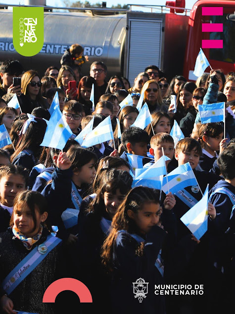 Imagen de DÍA DE LA BANDERA: CENTENARIO CELEBRÓ UNA EMOTIVA JORNADA PATRIÓTICA JUNTO A CIENTOS DE ESTUDIANTES Y ABANDERADOS