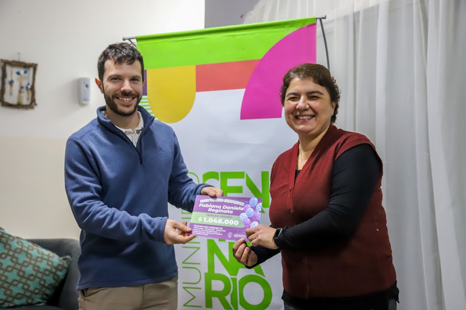 Imagen de LA MUNICIPALIDAD ENTREGÓ PREMIOS DEL PROGRAMA “BUEN VECINO CUMPLIDOR”