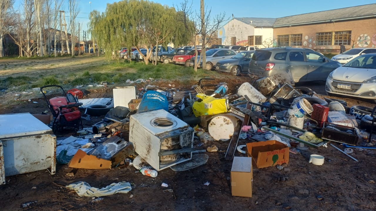 Imagen de EL MUNICIPIO SOLICITA CUIDAR LOS ESPACIOS PÚBLICOS Y EVITAR ARROJAR RESIDUOS